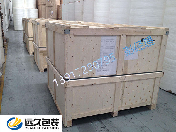 木箱包装
