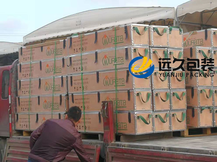 魔术贴钢带木箱 魔术贴钢带木箱