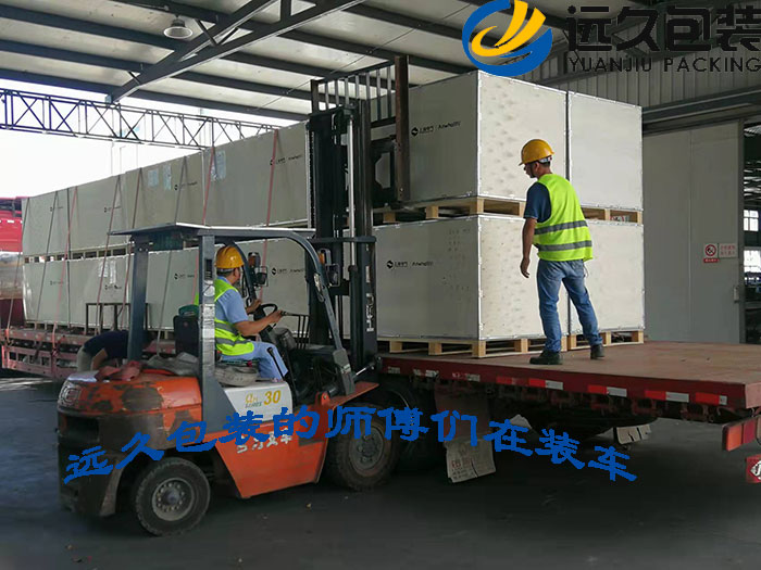 钢带木箱 钢带木箱