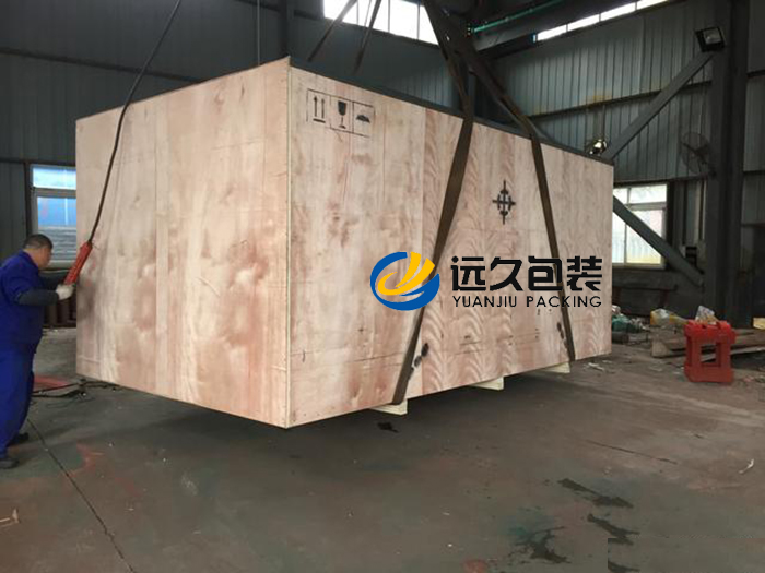 包装木箱的设计需要慎重而全面地考虑设备安全搬移装卸