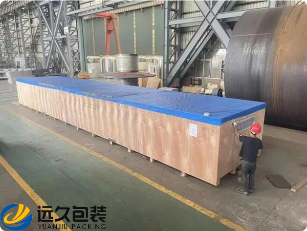 包装木箱的设计考虑设备的重心和吊装点是非常重要的