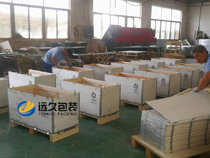 包装木箱的端面箱体也是受力主体之一